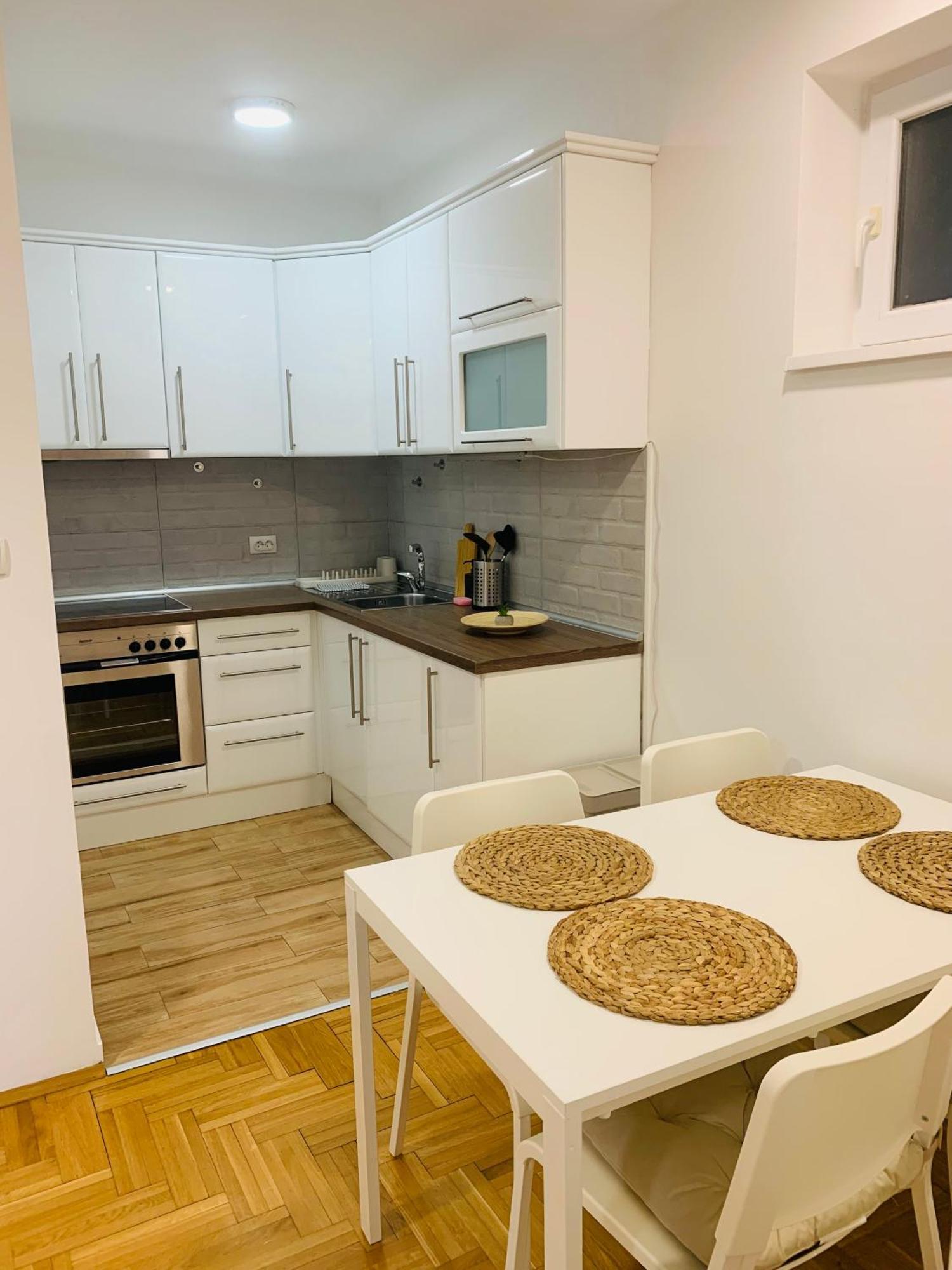 Apartman Hana2 Sombor Exterior photo